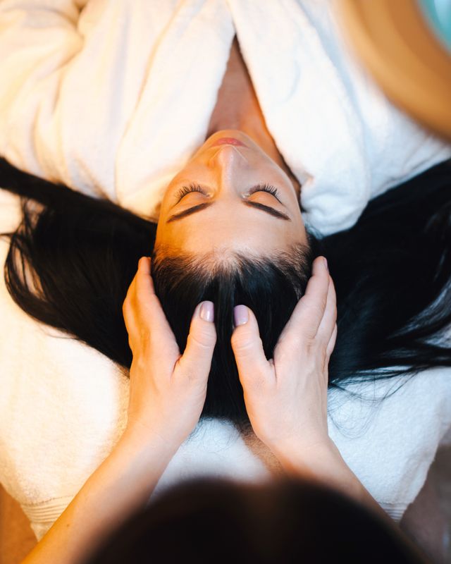 Massage assis Crânien Facial Scapulaire           30 min