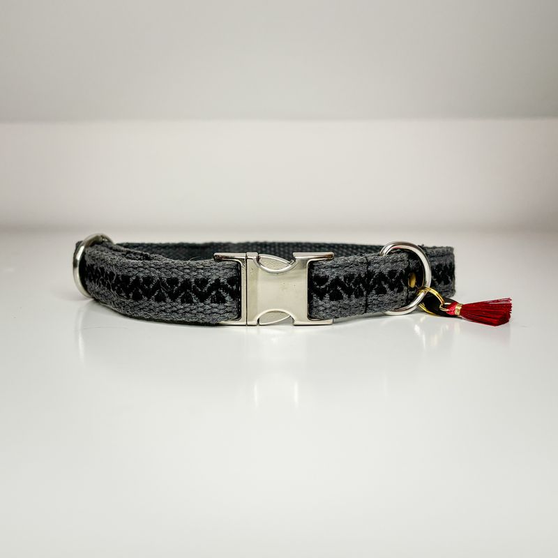 besticktes Hundehalsband ""Grey""