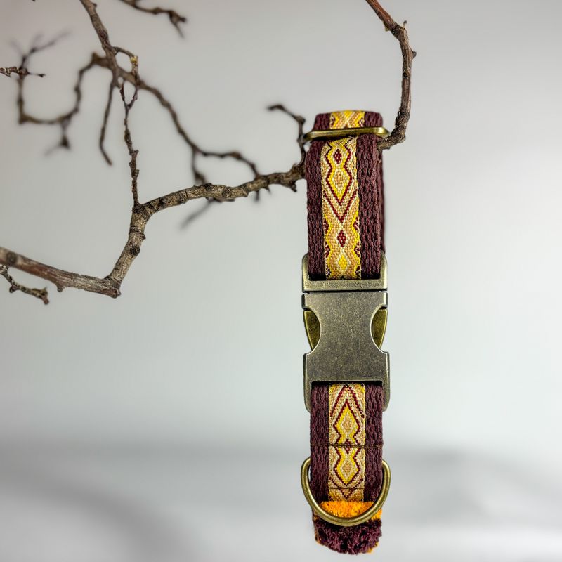 Hundehalsband „Golden Tribe“ – robust & handgefertigt