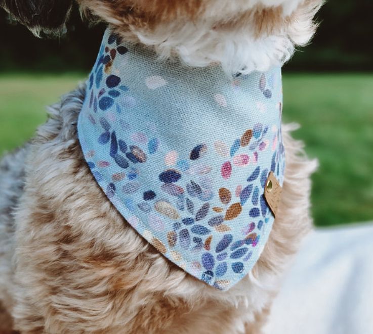 Hundehalstuch "Colorful Leaf“
