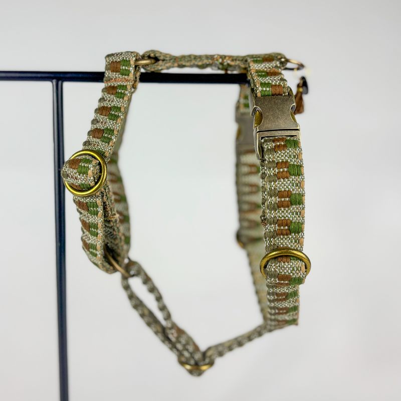 Handgefertigtes Hundegeschirr „Woodland Vibe“