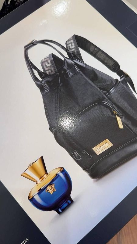 Versace Dylan Blue Pour Femme Eau de Parfum 3.4oz Gift Set w/ Black Backpack