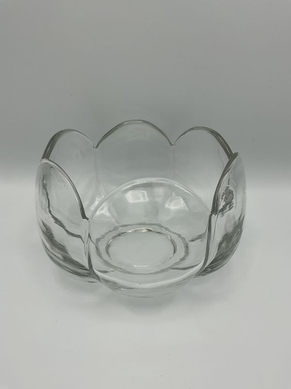 Heisey tulip glass candy bowl