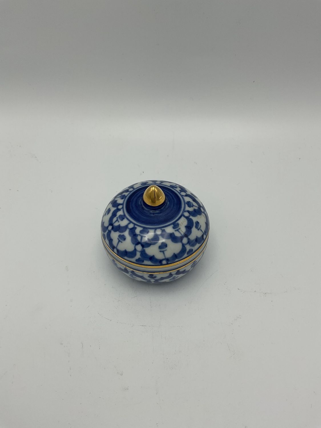 Benjarong Thai Mini Hand Painted Jar 2.5x2.5