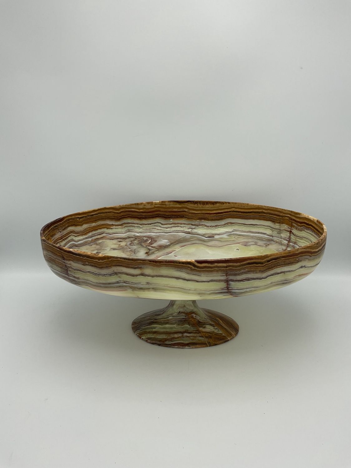 Onyx Stone Vintage Pedestal Swirled Strata Pattern