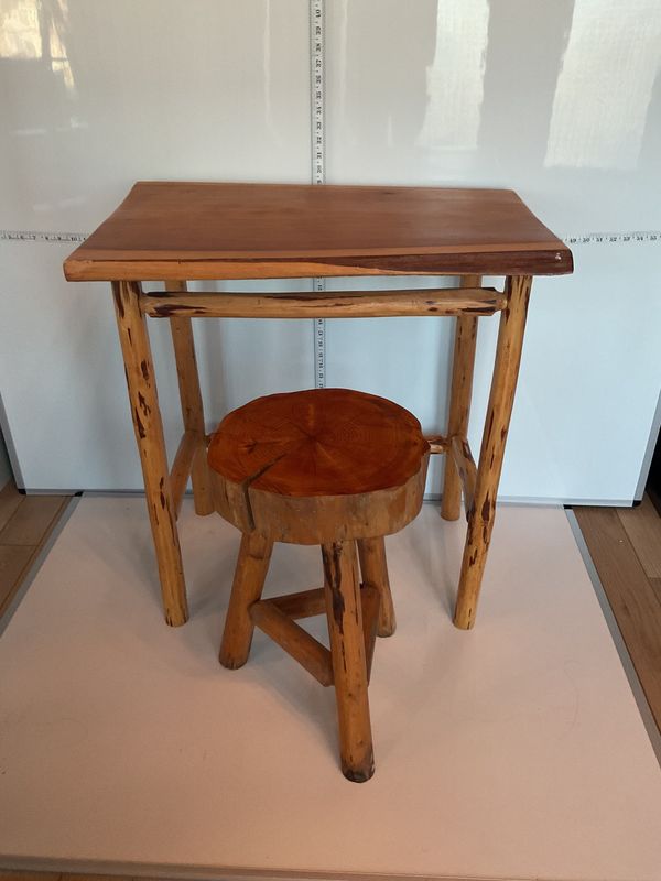 Kid&#39;s Rustic Vintage Pine Log Cabin Desk &amp; Stool