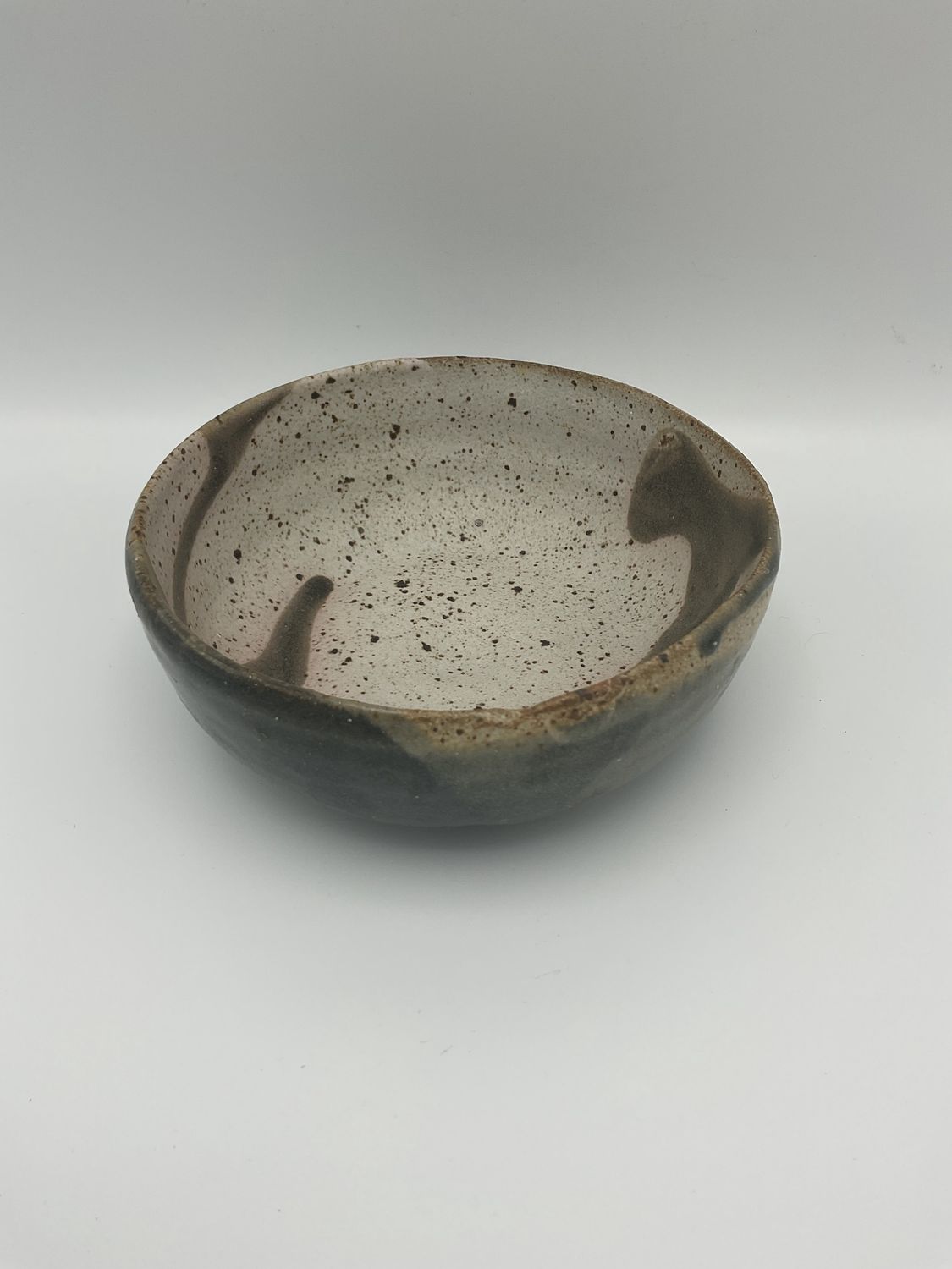 Kerri white &amp; grey stoneware bowl