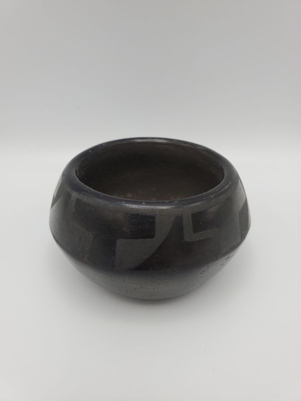 Seed pot, Nat Am pottery blackware