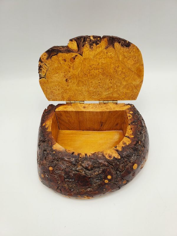 Maple Burl Victoria Wood Small Box