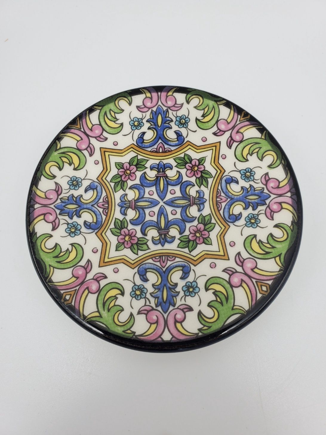 Fleur de Lis ceraplat MG Ceramicas