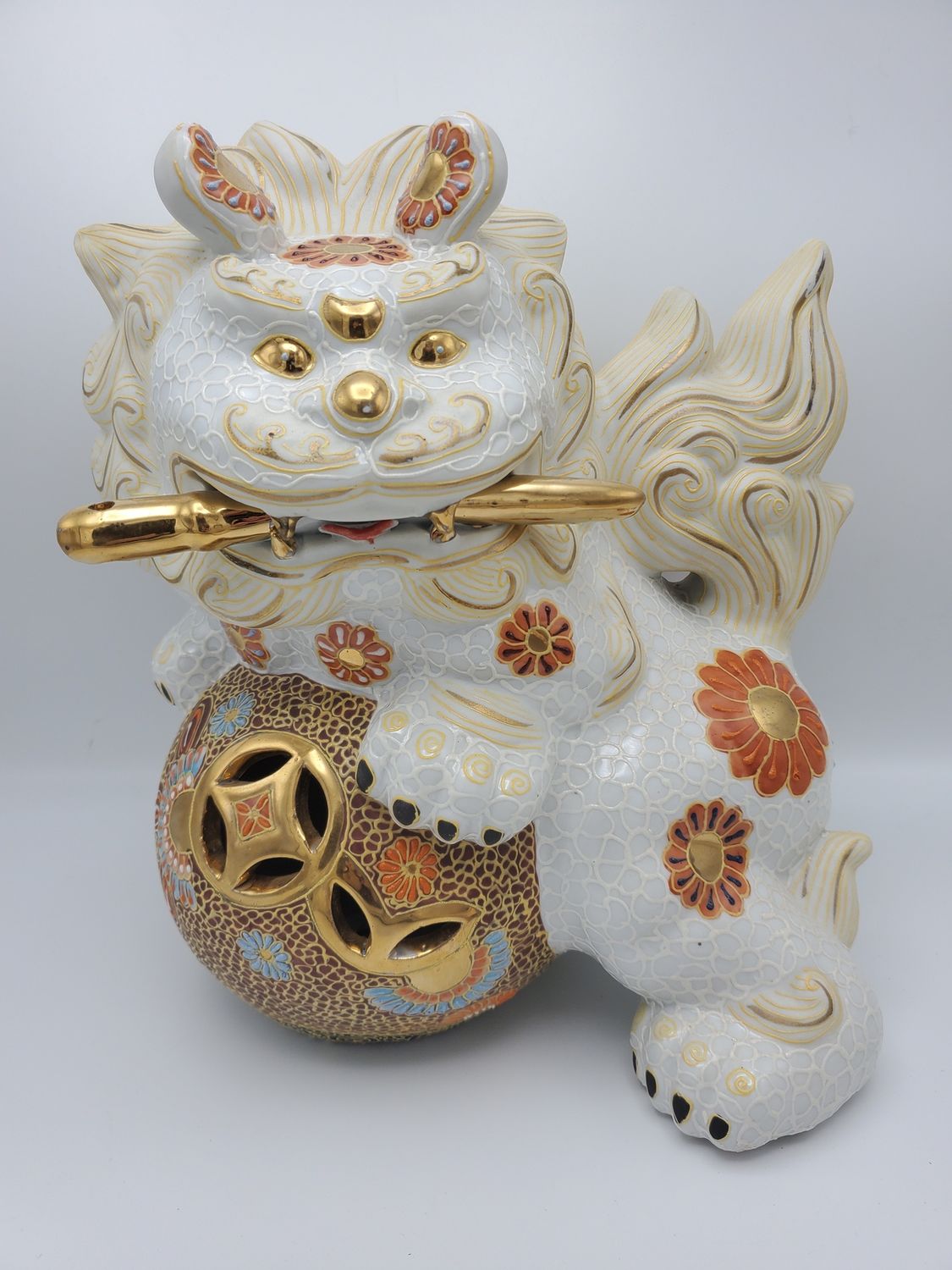Shishi Foo Dog, Closed Mouth