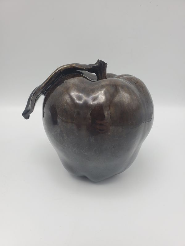 Apple, oxblood