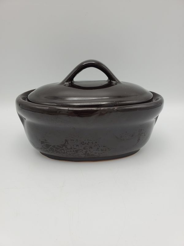 Taiwan Lidded Casserole Dish