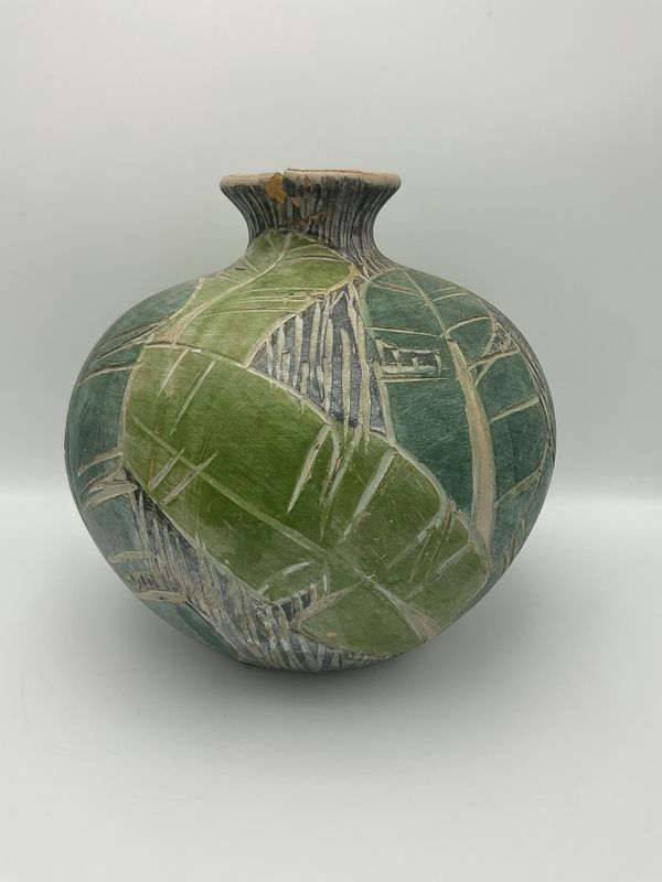 Green Bulb Ceramic Leaf Vase