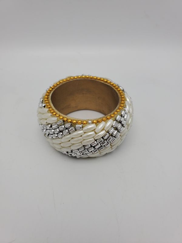 Faux Pearl &amp; Silver Beads Napkin Holders