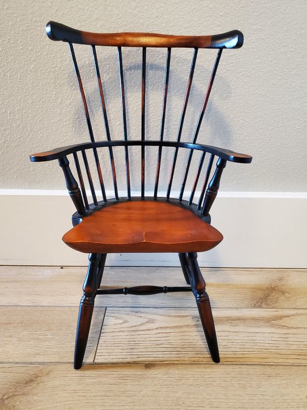 Doll wood chair