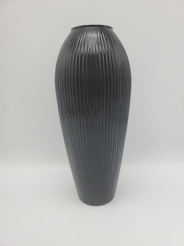 Black Amethyst Vintage Ribbed Vase