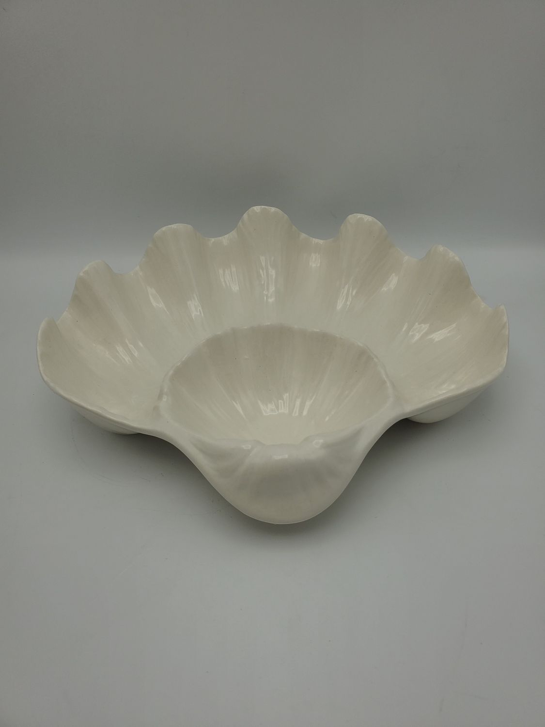 Chips &amp; dip clamshell