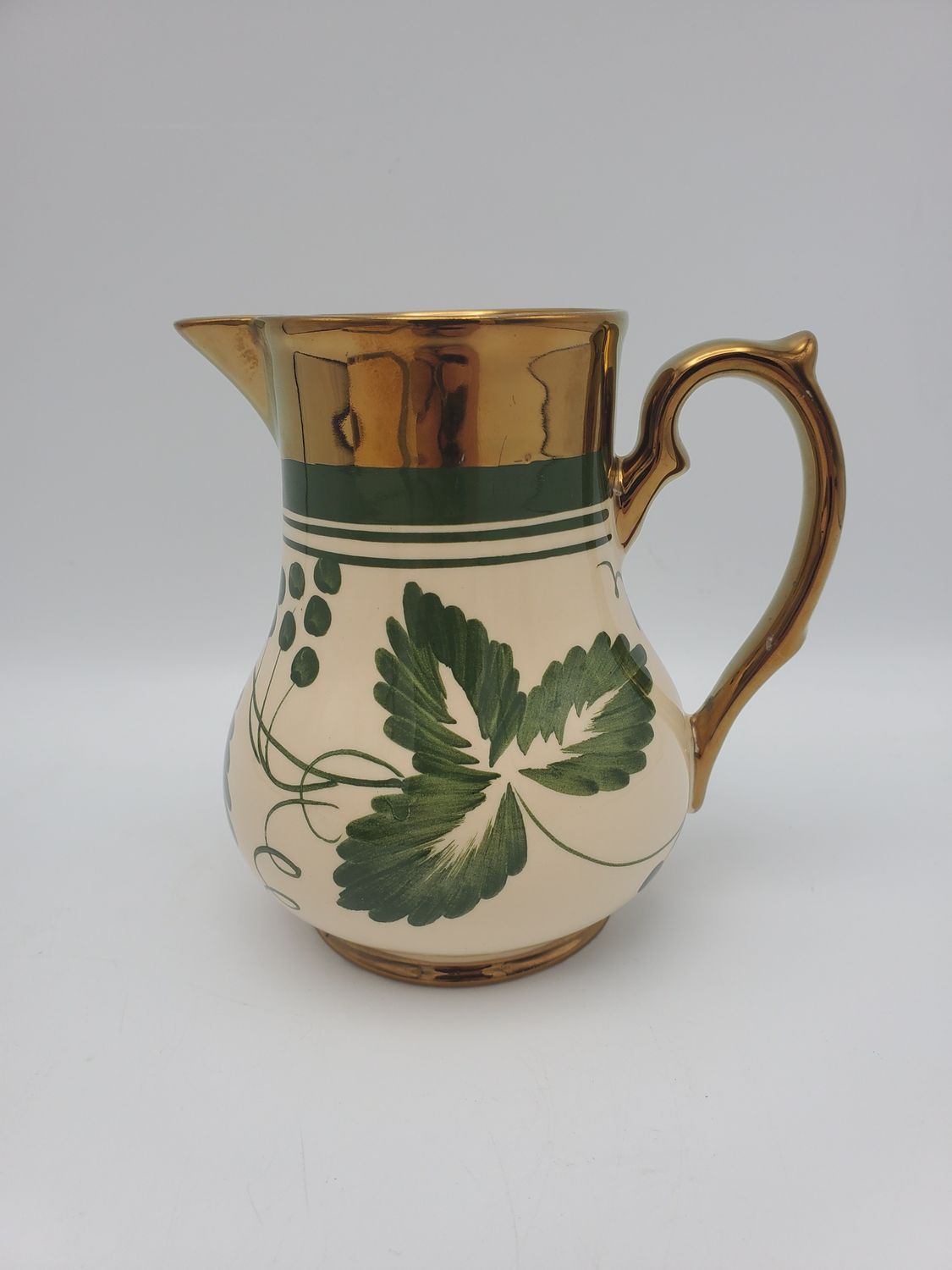 Harvestware vintage leaves lustre creamer