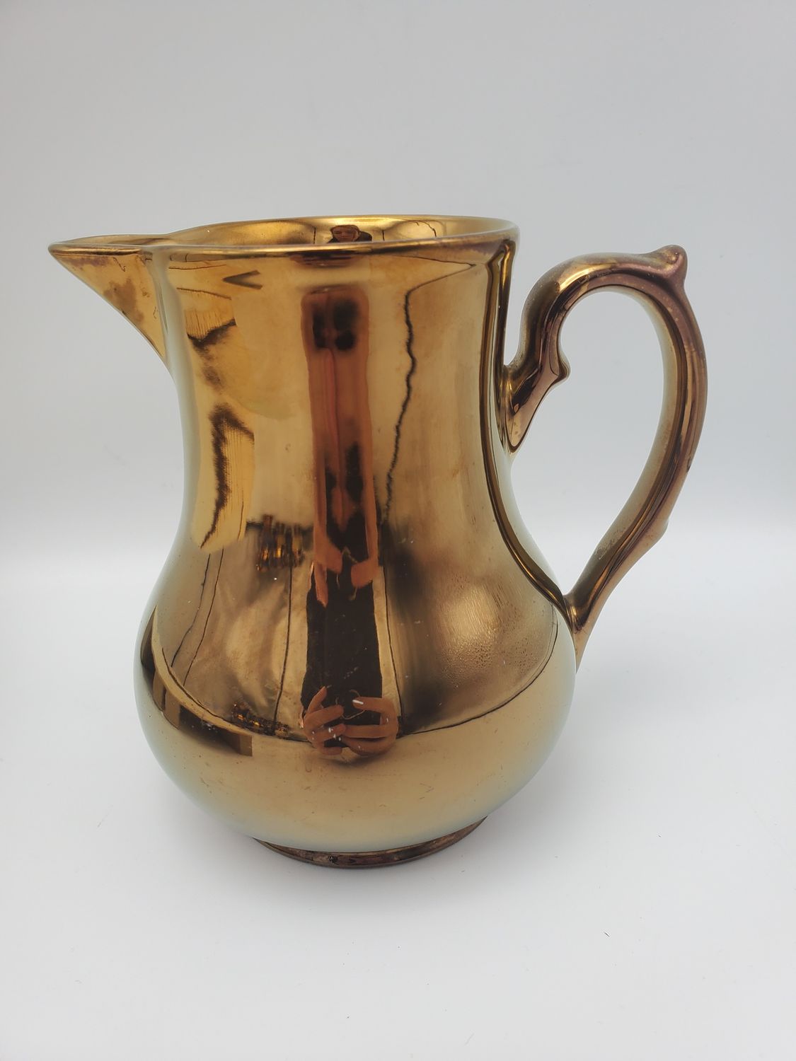 Harvestware Wade Solid Lustr Vintage Creamer