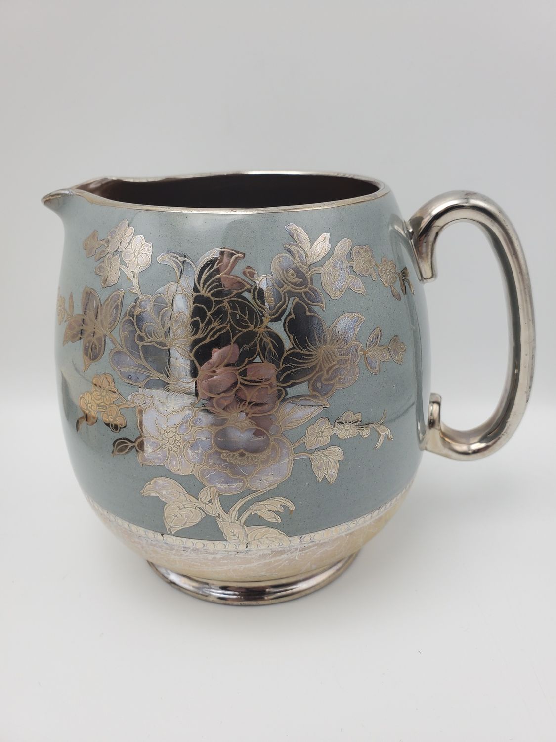 Sadler lusterware creamer