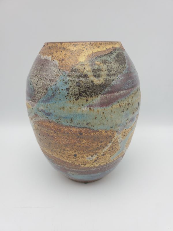 Diane Originals in Clay vase 7in tall