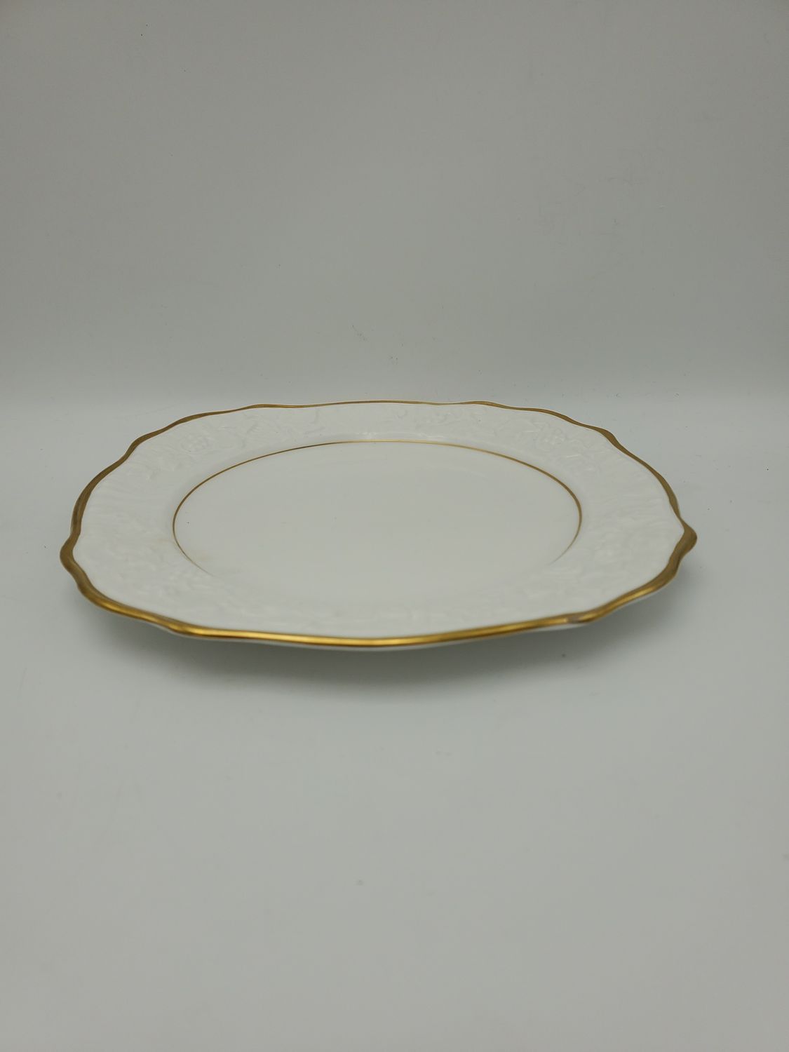 6 Old English Oak Royal Stafford plate