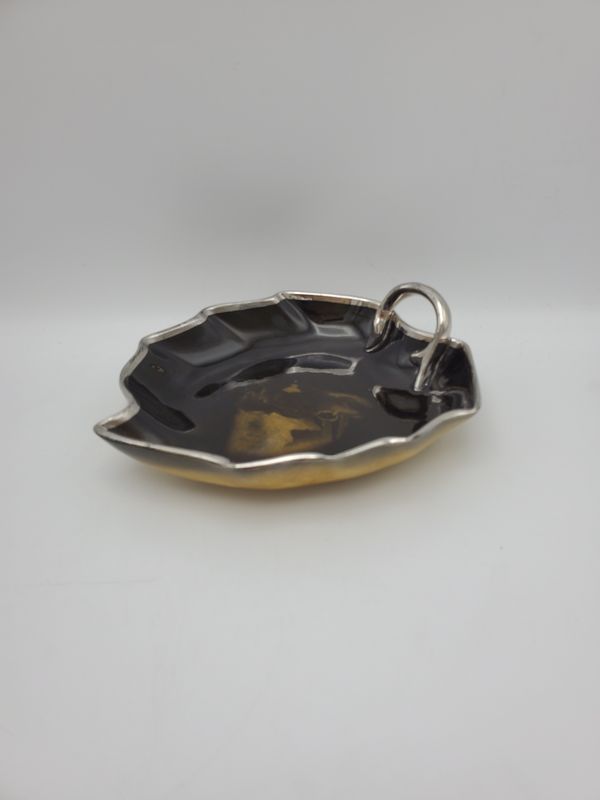 Ridgways of England Vintage Leaf Dish