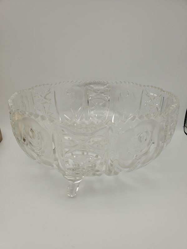 Crystal vintage frosted rose 3-footed bowl