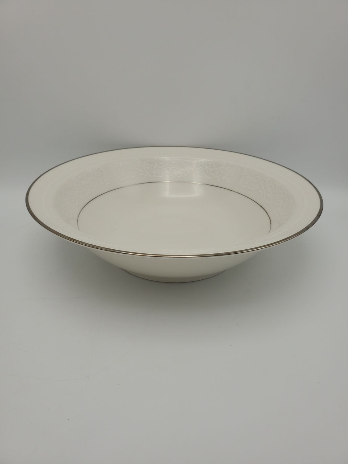 Noritake Ivory China Sorrento Serving Bowl