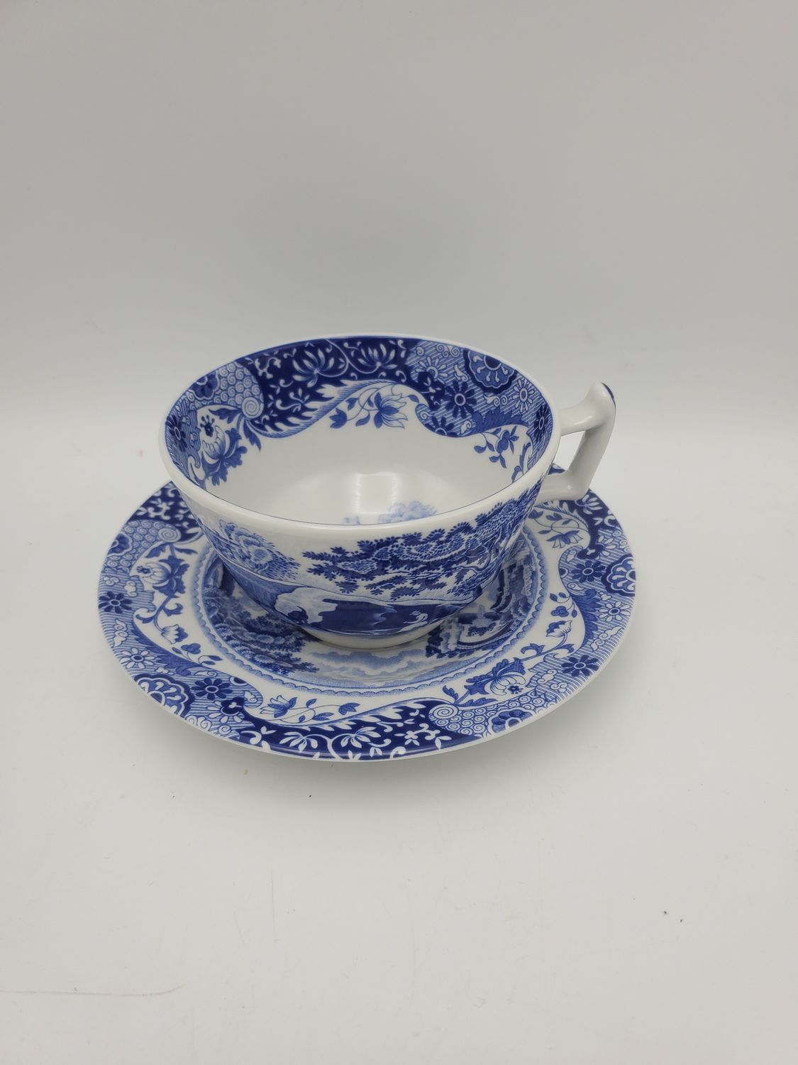 4 Spode Italian Teacup and Saucers