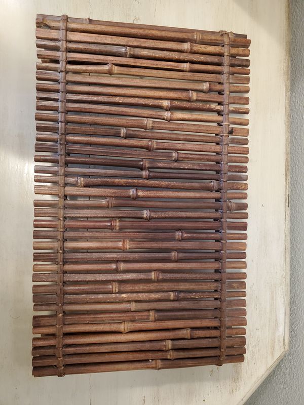 Bamboo Reed Vintage Riser Display Stand