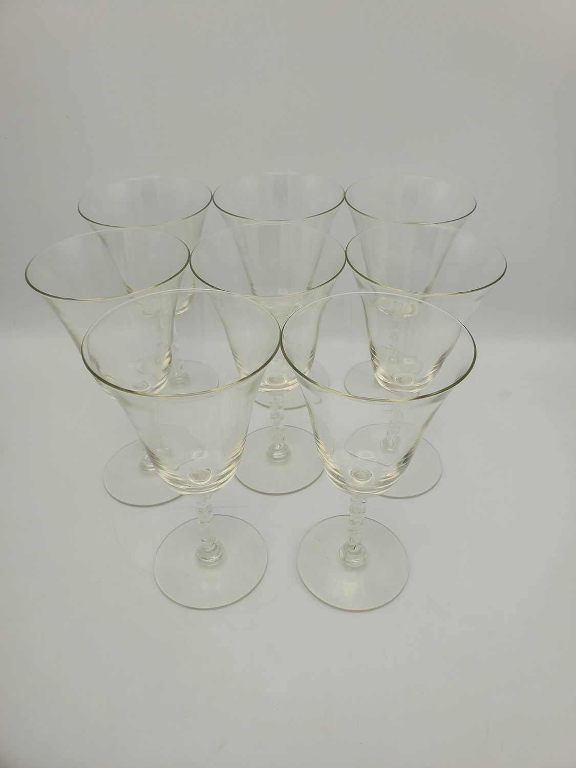 Twisted Stem Vintage Flared Wine Glass