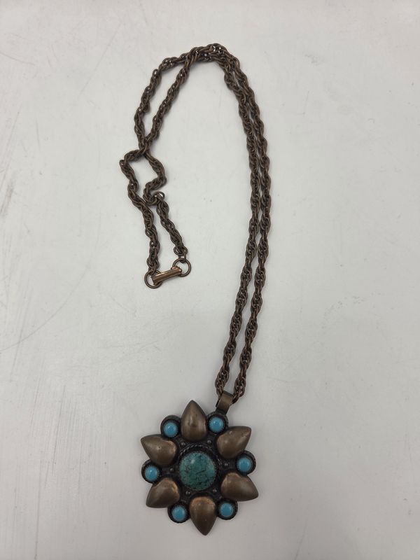 Vint Bronze Turquoise Flwr Pendant