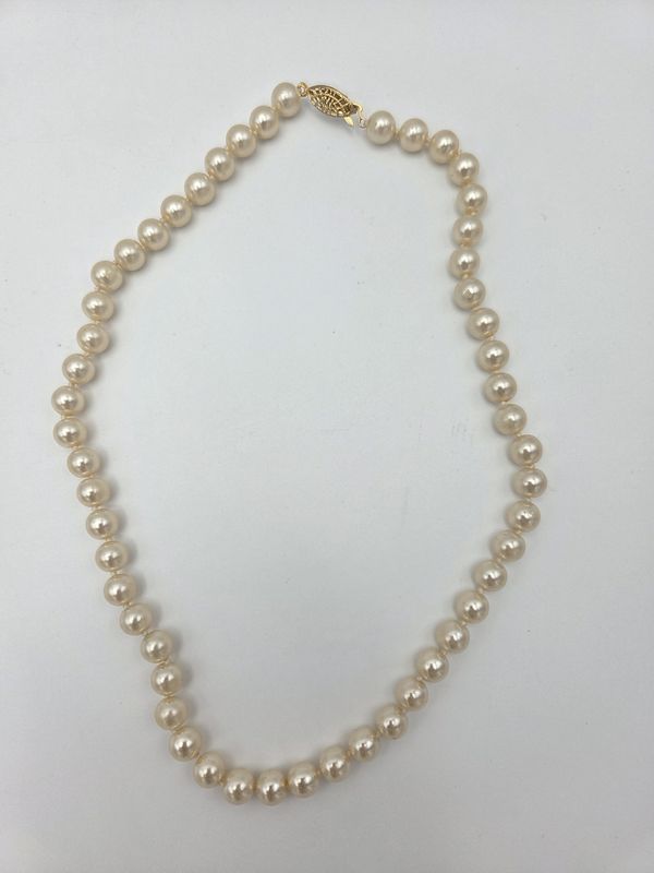 Vintage Faux Pearl Filigree Clasp Necklace