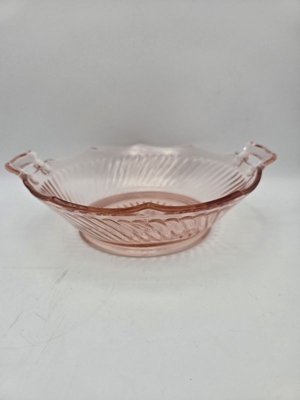 Vntg Imperial Glass Twisted Pink Bowl