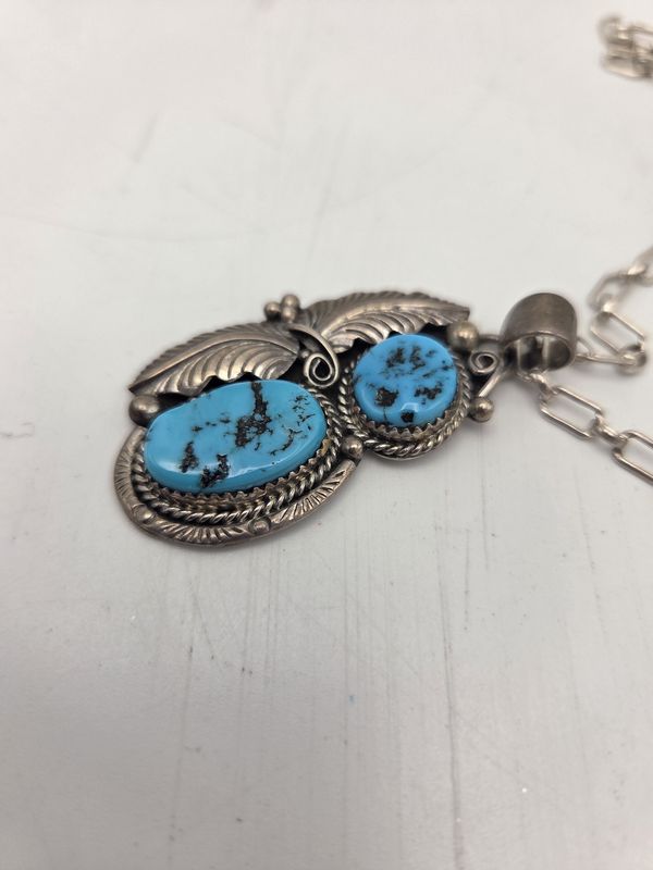 Sterl Turq Cabochon Fthr Necklace