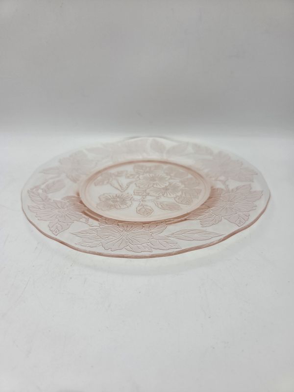 Set of 4 Rnd Pink Glass 8" Dinner Plates