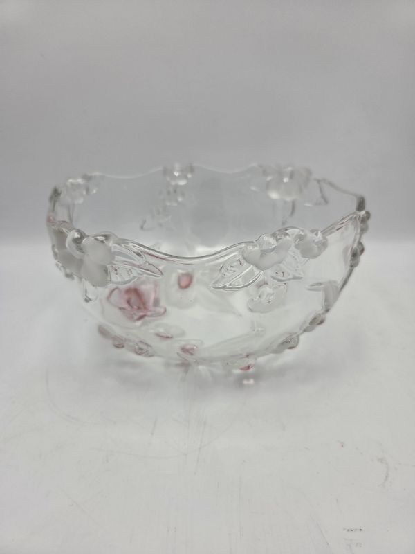 Mikasa 3D Blossoms Glass Bowl