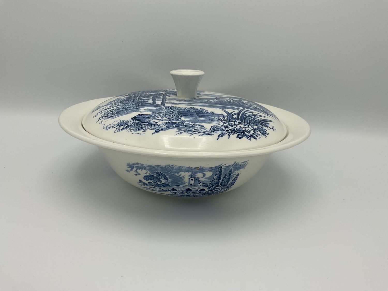 Wedgwood &amp; Co. “Countryside” Blue and White Ironstone Covered Serving Bowl