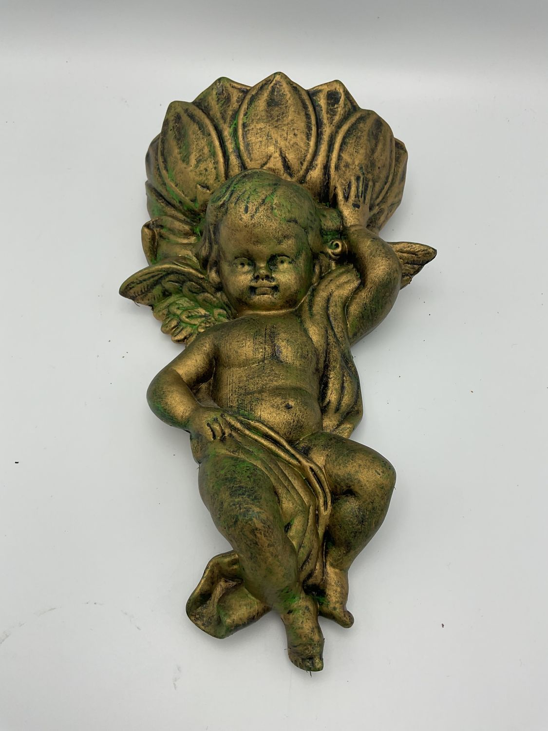 Cherub gold plastic wall hanging