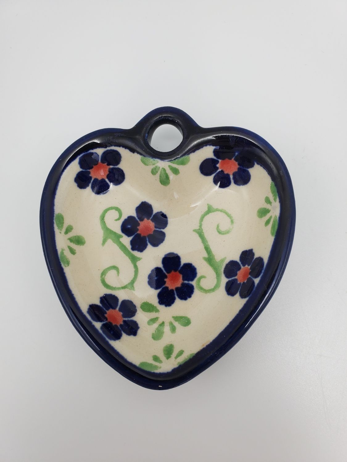 Boleslawiec Poland heart dish, 4
