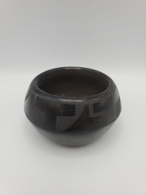 Seed Pot Native American Pottery Blackware