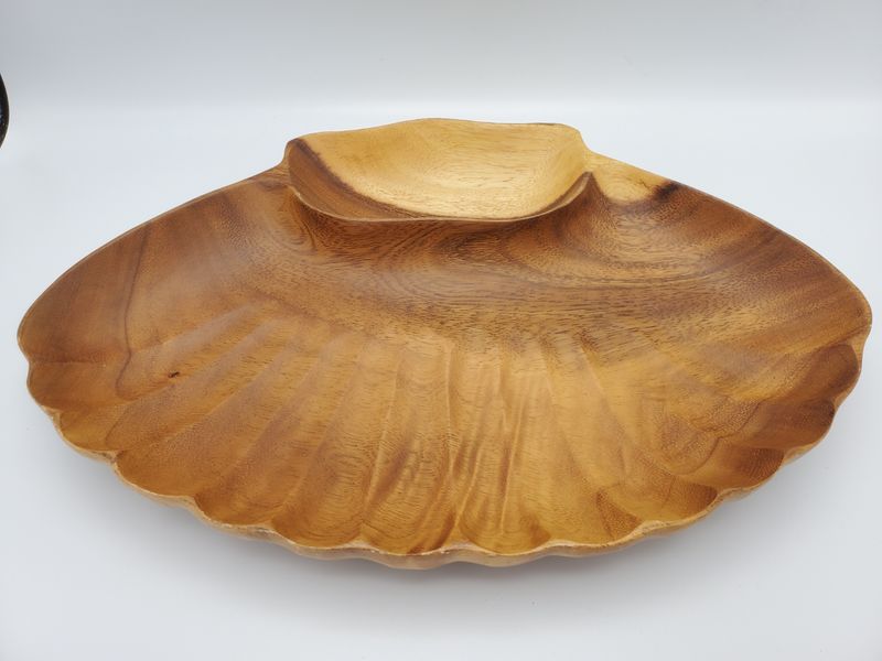 Monkey Pod Wood Clam Shell Vintage Serving Bowl