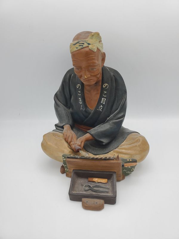 Hakata Urasaki Blade Sharpening Figurine