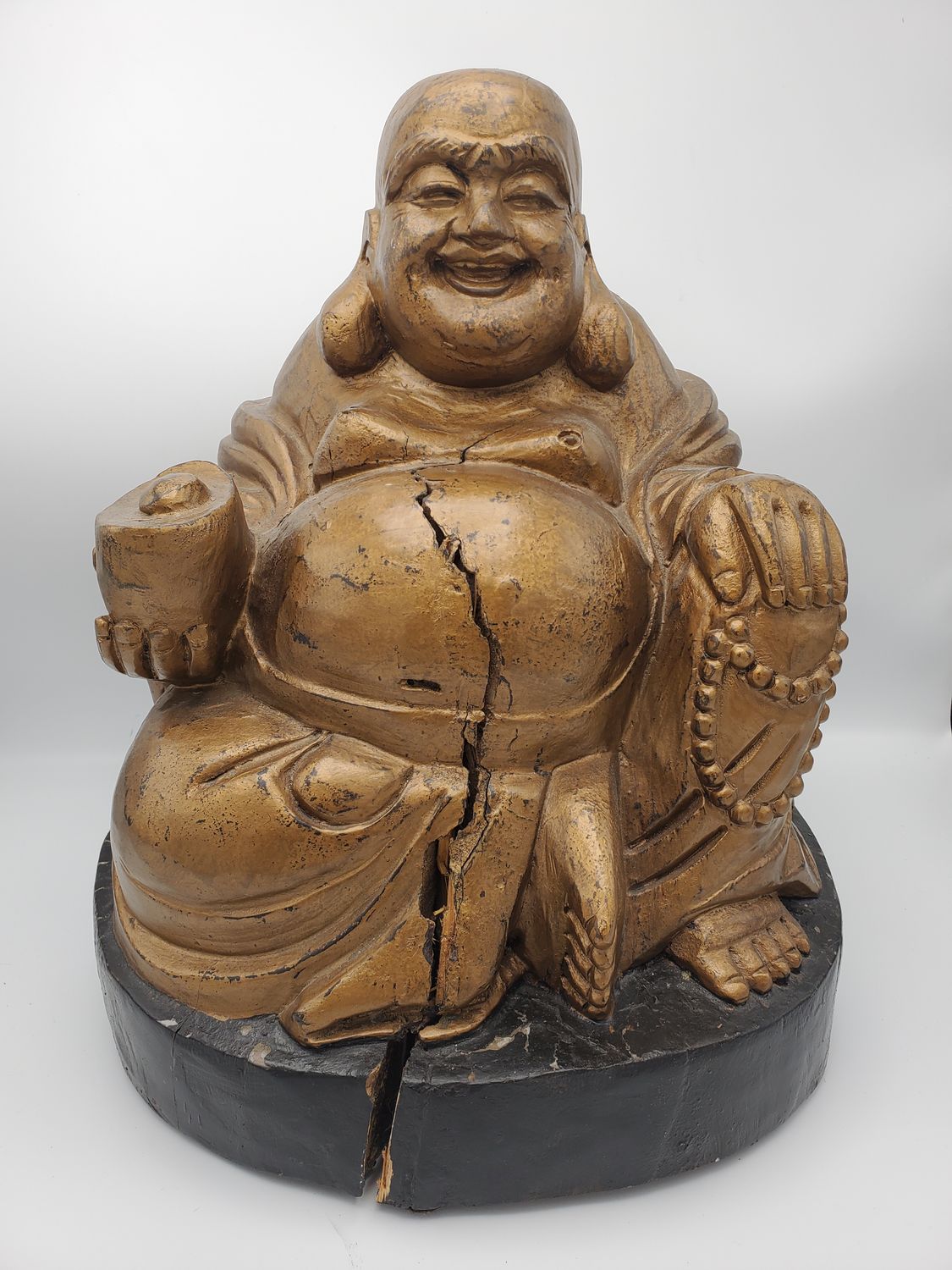 Laughing Buddha statue large gold