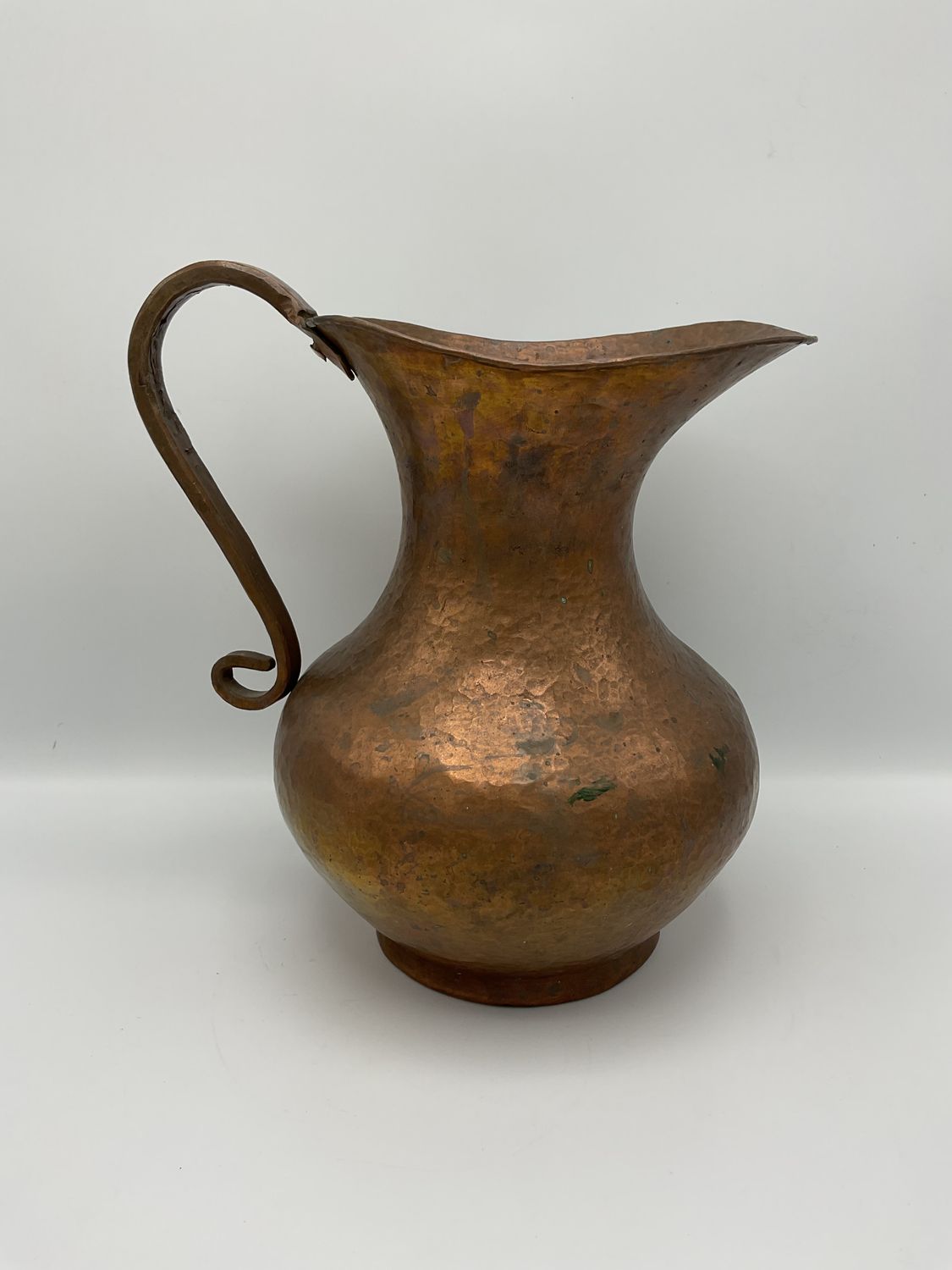 Hammered copper pitcher, 11in