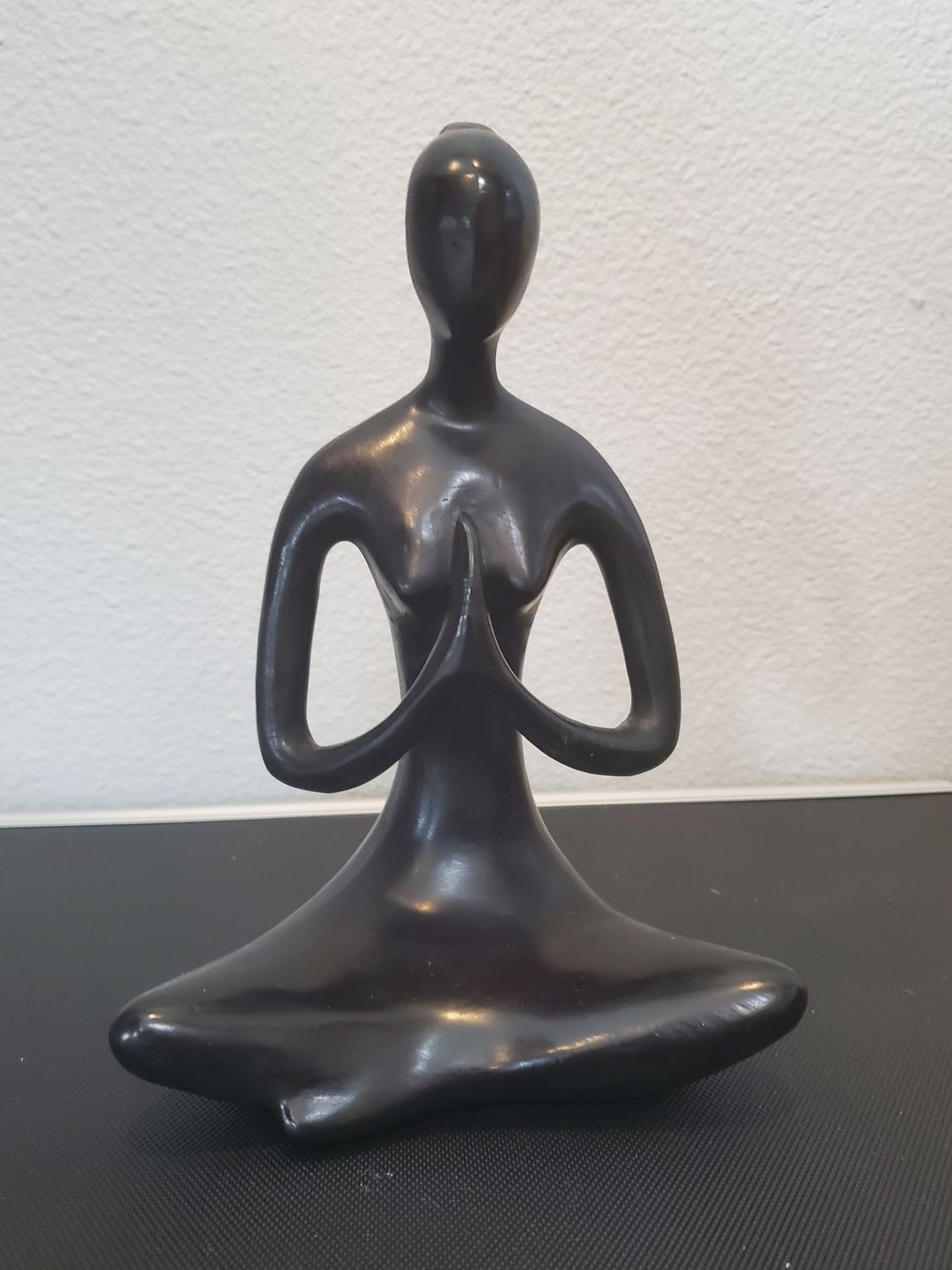 HD Designs Meditative Pose Figure Statue