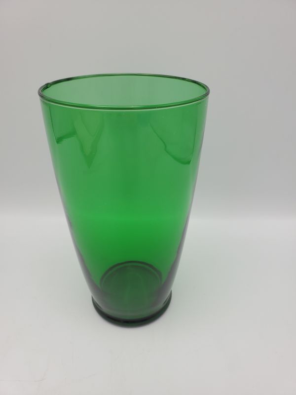 Green 7 in Vase