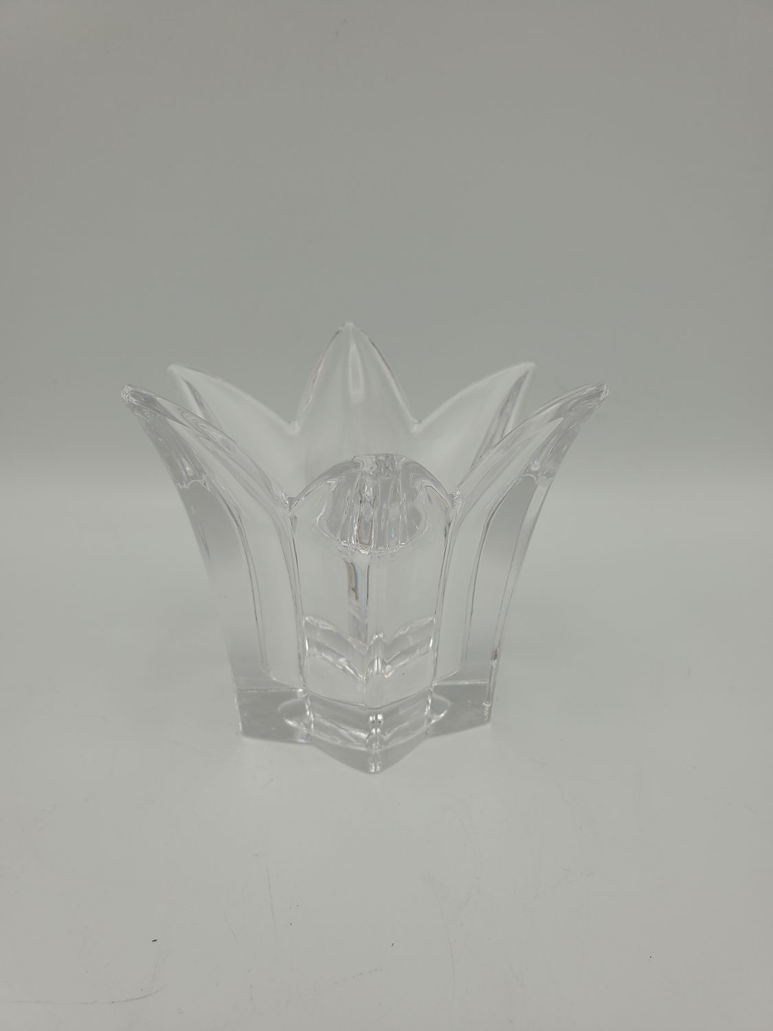 6 petal flower crystal candle holder